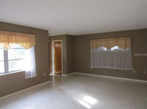 37039 Pine Meadows Ln, Umatilla FL  32784-8350 exterior