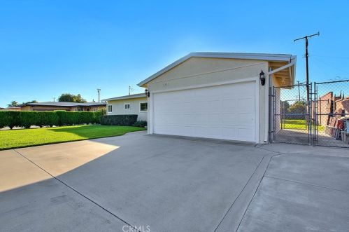 12581 Volkwood St, Garden Grove CA  92840-5930 exterior
