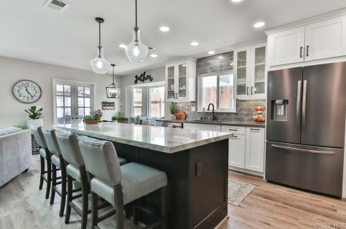 6352 Lake Dora Ave, San Diego CA 92119-3128 exterior