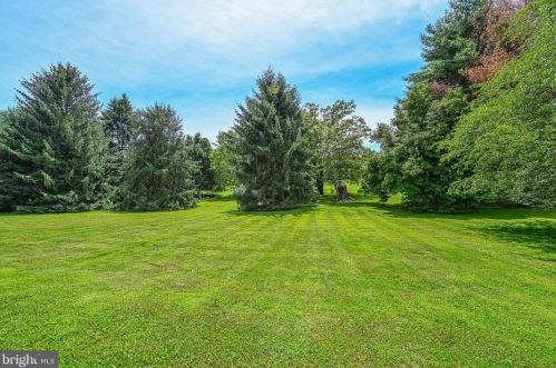 328 River Bend Rd, Great Falls VA  22066-4140 exterior