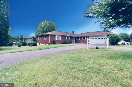 636 North St, Weatherly, PA 18255-1219