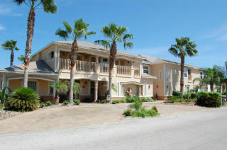 661 Pompano Dr, Aransas Pass, TX 78336-1899