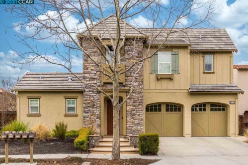 2130 Lusitano St, Danville, CA 94506-5023