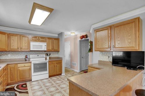 61 Crooked Dr, West Enola PA  17025-1522 exterior