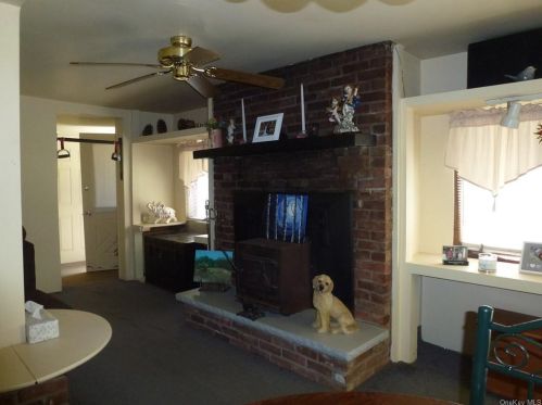 78 Warwick Tpke, Warwick, NY 10990-3913
