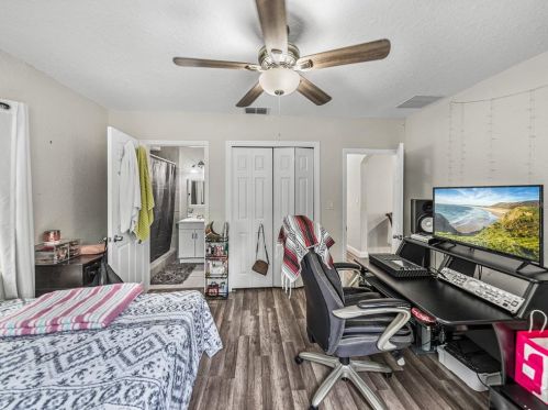 1627 Holly Rd, Lakeland FL  33801-2210 exterior