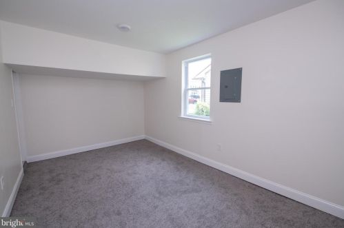 1865 Greymont St, Philadelphia PA  19116-3829 exterior