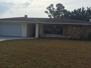 1802 Deming Ave, Fort Pierce FL  34952-4929 exterior