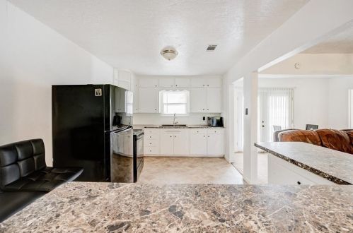 2001 3 Ave, Texas City TX  77590-7308 exterior