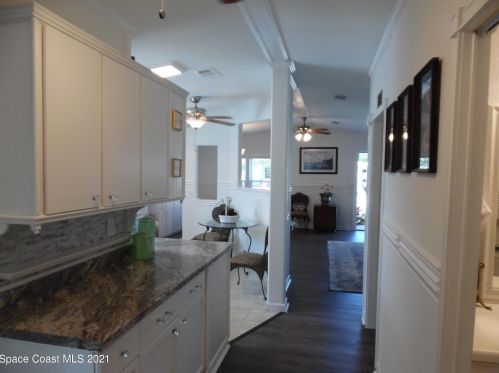 575 Marlin Cir, Sebastian FL  32976-2403 exterior