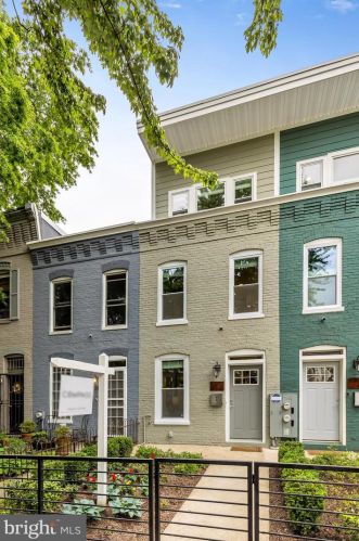 928 9th St, Washington, DC 20002-3714
