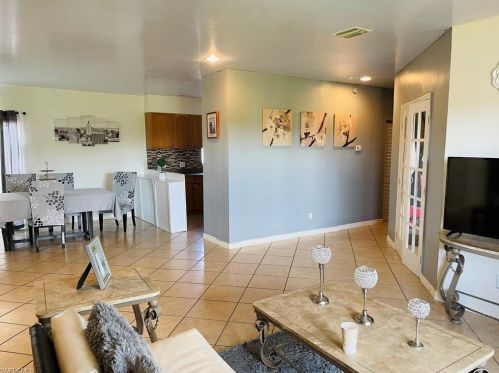 2918 25th St, Lehigh Acres, FL 33976-4022