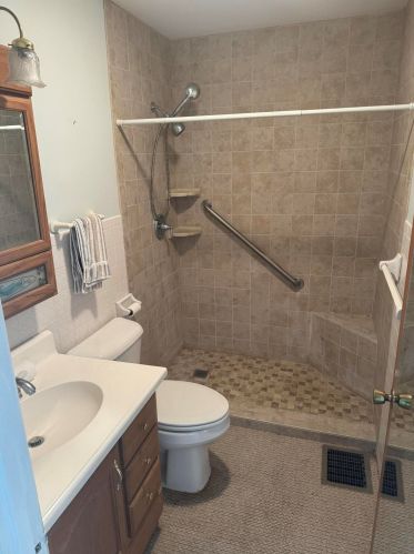 1913 Fairway Dr, Springfield OH 45504-1218 exterior