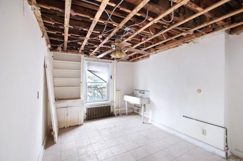 5 Eastman Ter, Poughkeepsie NY  exterior