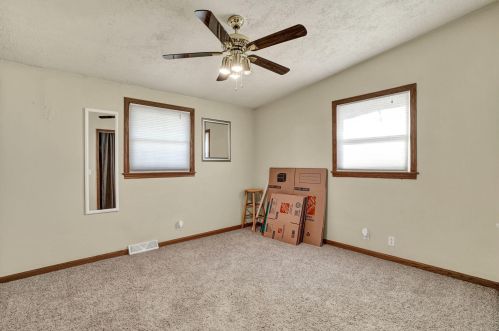 30427 Beachview Ln, Waterford WI 53185-3455 exterior