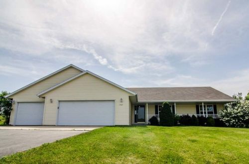 3149 Trenton Ln, Green Bay, WI 54313-4025