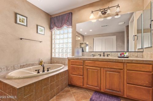 3130 Battala Ct, Gilbert AZ  85297-6019 exterior