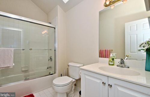 309 Meadow View Ln, Lansdale PA  19446-5932 exterior