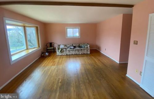 112 47th St, Washington, DC 20019-5205