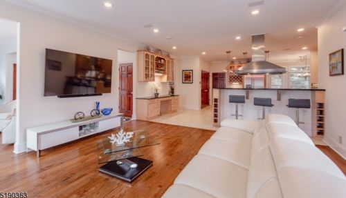 608 Shore Trl, Sparta NJ  07871-1329 exterior