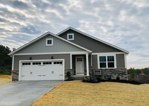 4422 Trail Head Cir, Massillon, OH 44647-1282