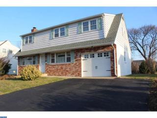 421 Woodland Ave, Langhorne, PA 19047-5129
