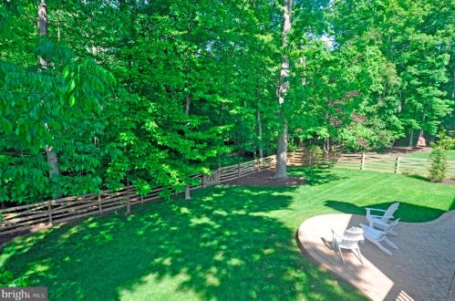 10822 Monticello Dr, Great Falls, VA 22066-4224