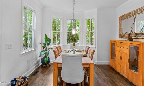 121 Bartram Dr, Beaufort SC  29902-5700 exterior