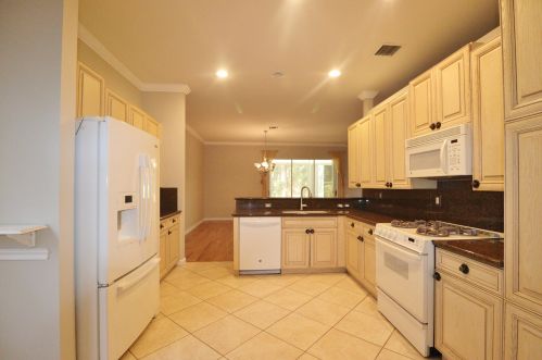 400 Sunview Way, Fort Pierce FL  34986-2655 exterior