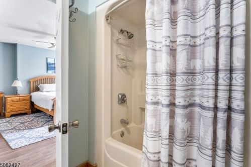 22 Glenbrook Dr, Fredon NJ  07860-6595 exterior