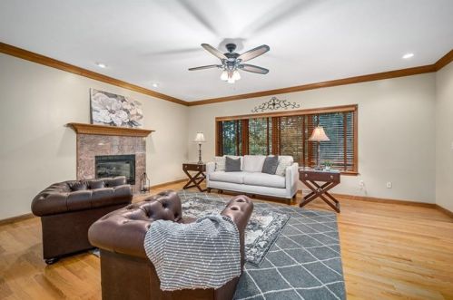 105 Myrtle Ct, Gibsonia PA  15044-8922 exterior