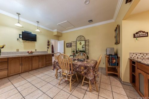 12070 Morning Ave, Downey CA  90242-2324 exterior