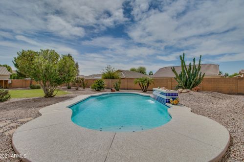 15289 Desert Hl Dr, Sun City AZ 85379-1008 exterior