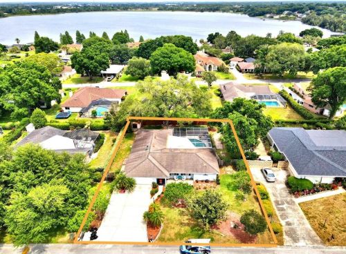 148 Lake Mariam Rd, Winter Haven, FL 33884-1056