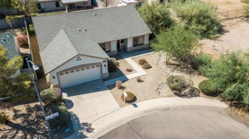3923 Abraham Ln, Glendale, AZ 85308-2022