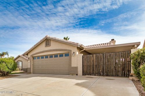 6109 Villa Theresa Dr, Glendale AZ  85308-1194 exterior