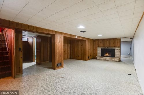 4510 Douglas Dr, Minneapolis MN 55422-1033 exterior