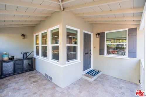 4919 Cartwright Ave, North Hollywood CA  91601-4728 exterior