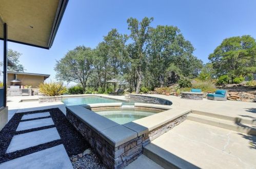 2913 Capetanios Dr, Folsom CA  95762-4606 exterior