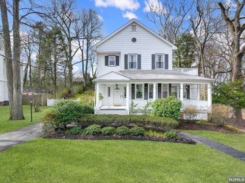 130 Hamilton Ave, Englewood, NJ 07631-2344
