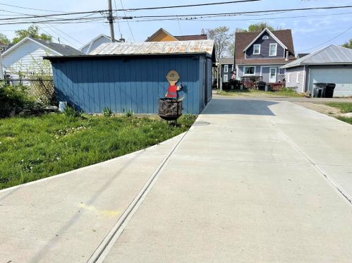 821 Buckeye St, Miamisburg OH  45342-2415 exterior