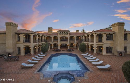 41 Biltmore Est, Phoenix AZ 85016-2819 exterior