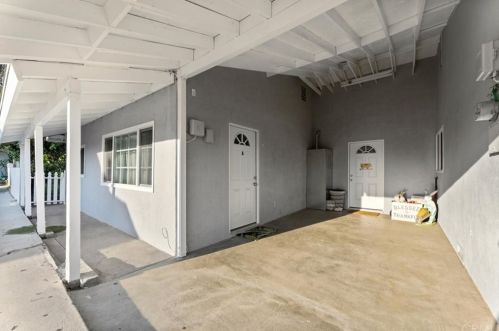 4532 Circulo Way, Orange CA  92869-4120 exterior