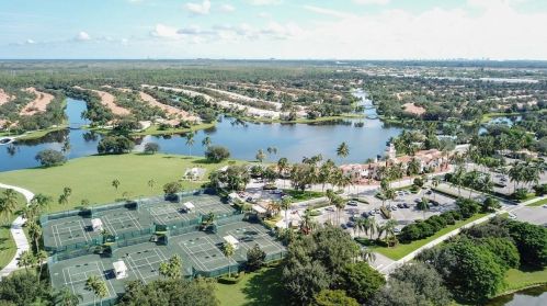 7854 Pine Island Way, West Palm Beach FL  33411-5818 exterior