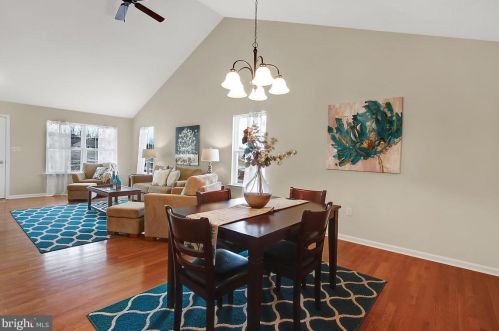 191 Palomino Way, Red Lion, PA 17356-7907