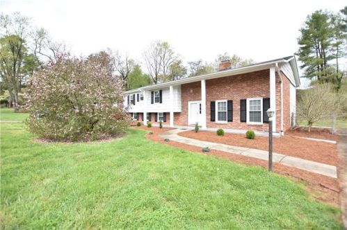 6357 Bethabara Park Blvd, Winston Salem, NC 27106-2645