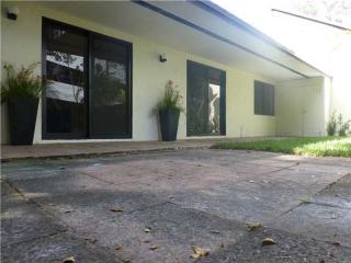 7711 100th St, Miami, FL 33156-8106
