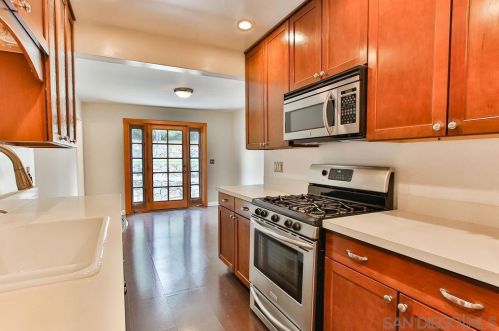 7574 Seneca Pl, La Mesa CA  91942-8837 exterior