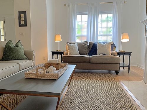 1713 Wyngate Cir, Mount Pleasant SC  29466-8017 exterior