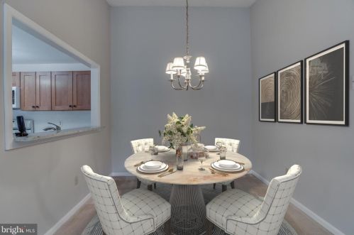 7779 Willow Pt Dr, Falls Church VA  22042-7536 exterior